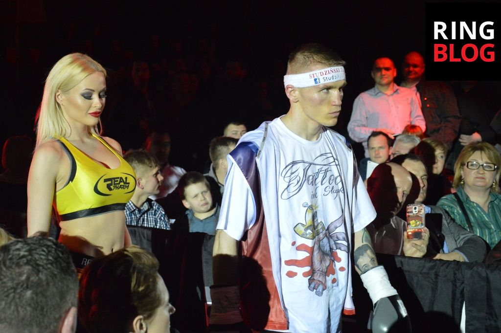 Przemysław Runowski wyjście do ringu