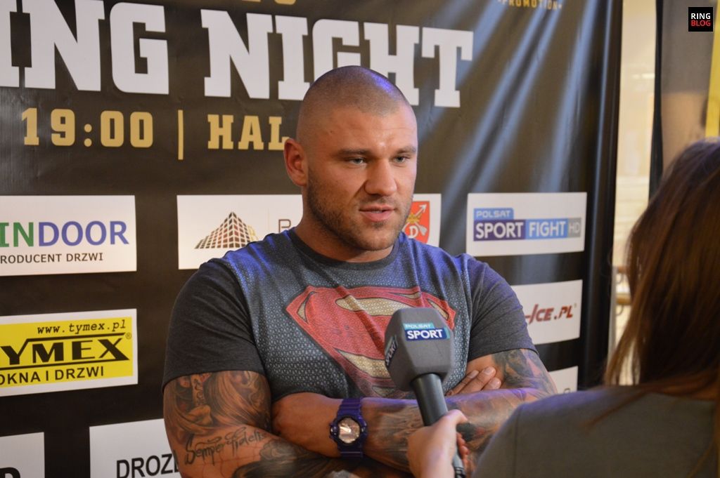 Marcin Siwy udziela wywiadu
